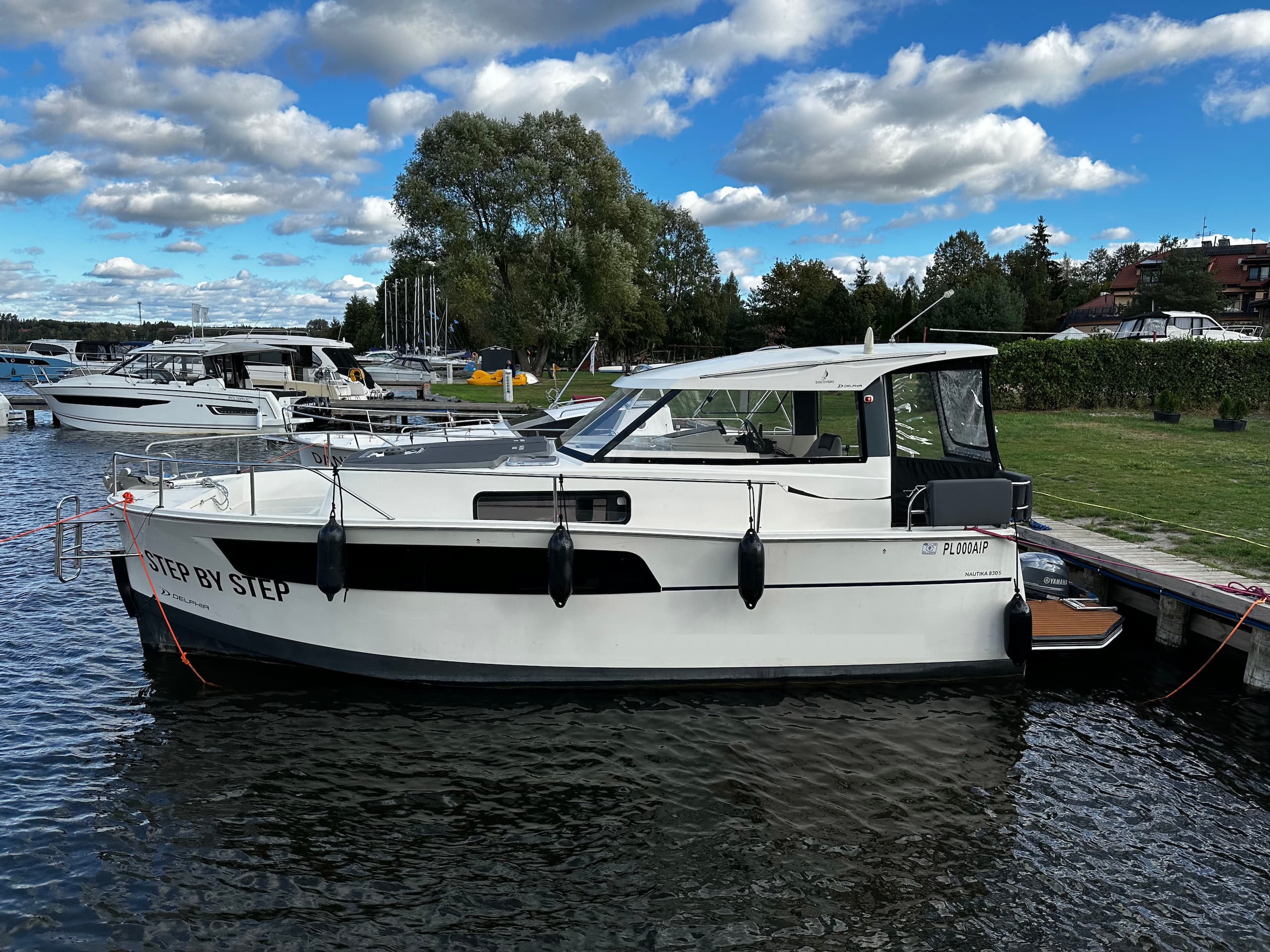 Nautika 830